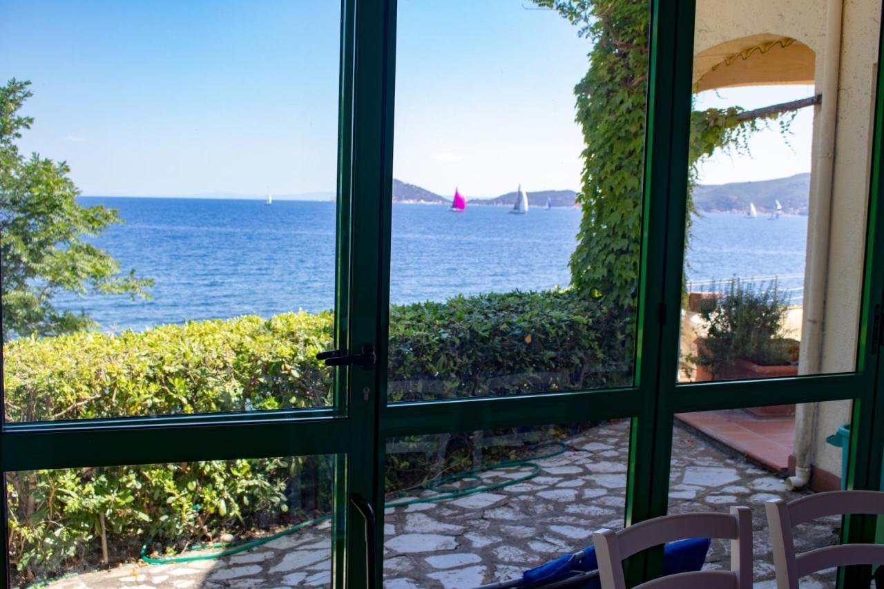 Villa Le Sprizze A Bordo Del Mare - Goelba مارتْشانا مارينا المظهر الخارجي الصورة