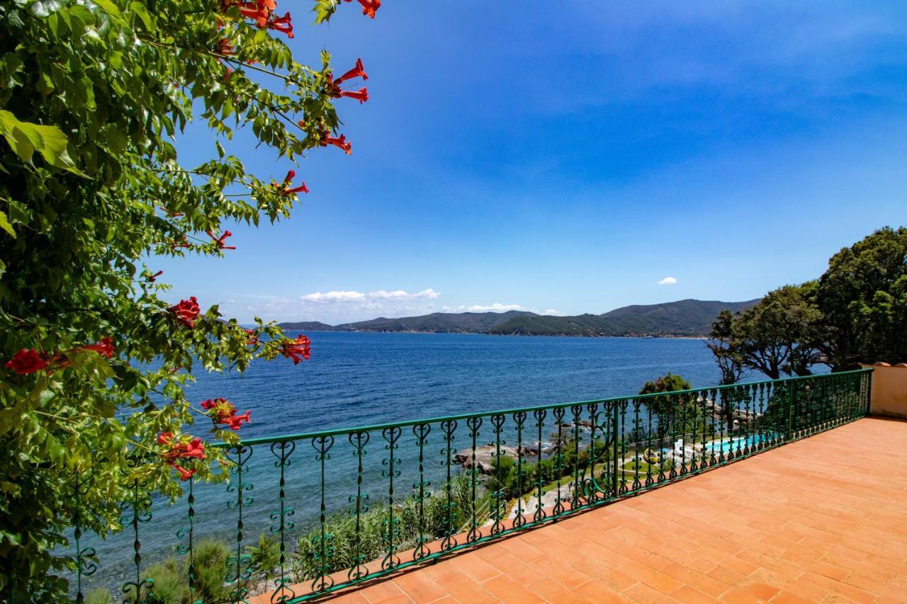 Villa Le Sprizze A Bordo Del Mare - Goelba مارتْشانا مارينا المظهر الخارجي الصورة