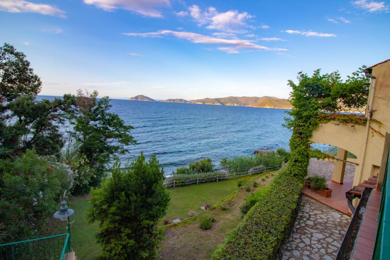 Villa Le Sprizze A Bordo Del Mare - Goelba مارتْشانا مارينا المظهر الخارجي الصورة