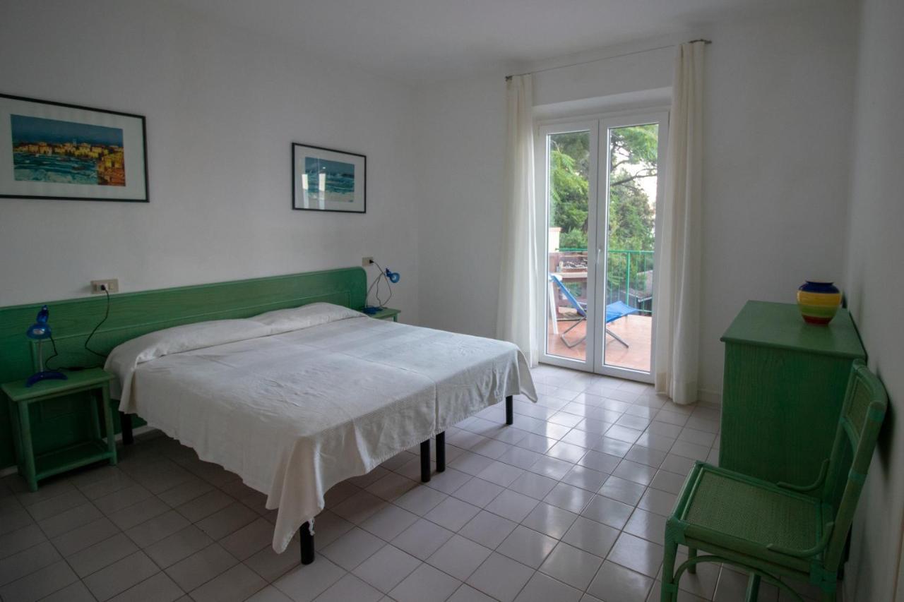 Villa Le Sprizze A Bordo Del Mare - Goelba مارتْشانا مارينا المظهر الخارجي الصورة
