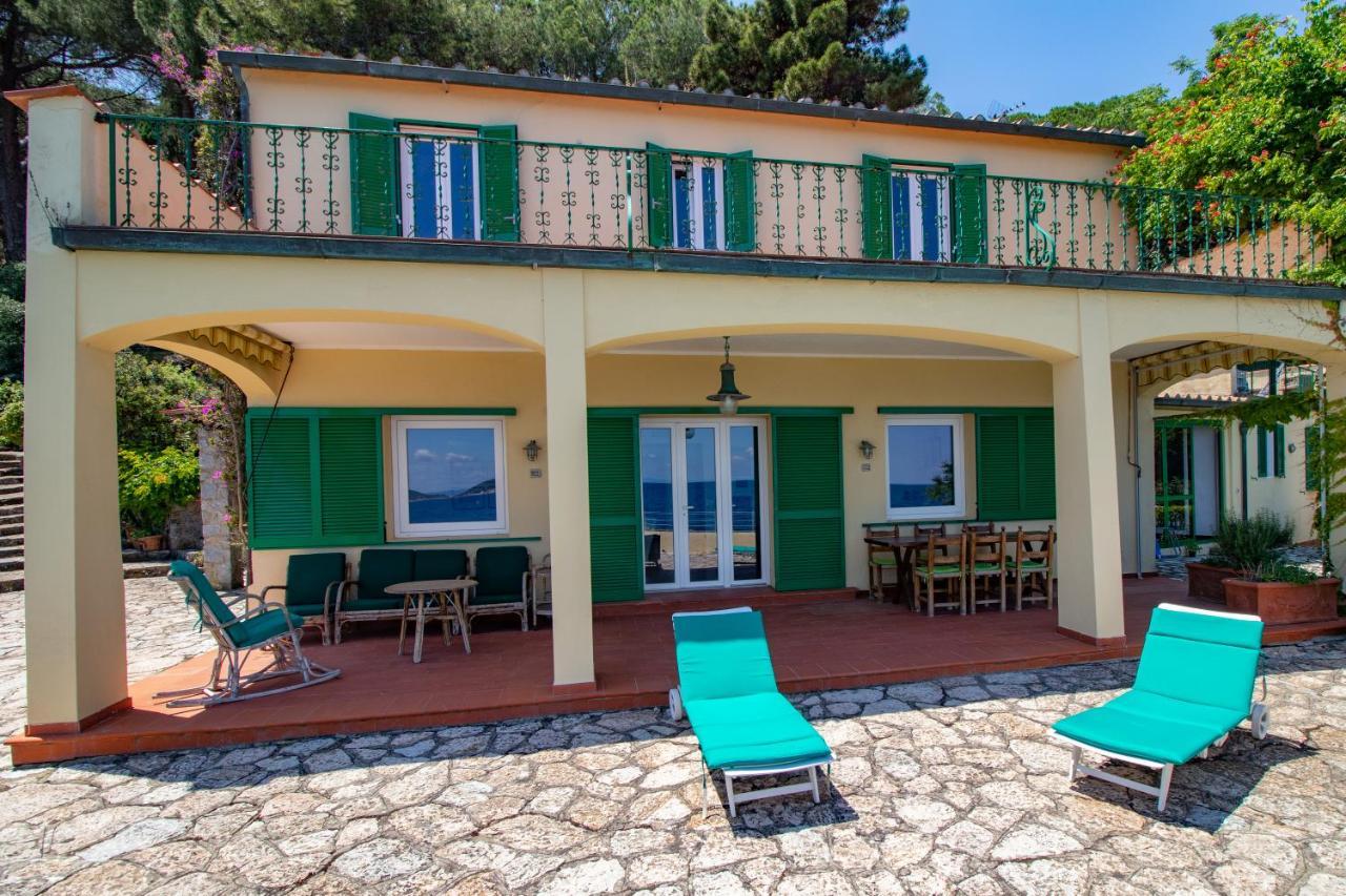 Villa Le Sprizze A Bordo Del Mare - Goelba مارتْشانا مارينا المظهر الخارجي الصورة
